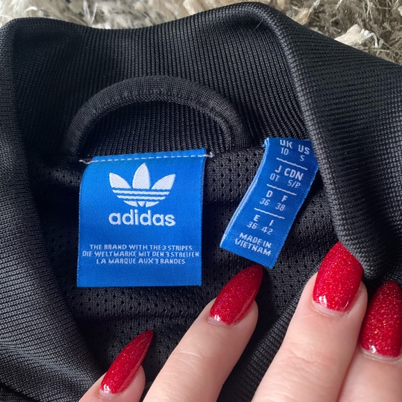 Adidas Women’s Jacket & Track Pants - Picture 4 of 6